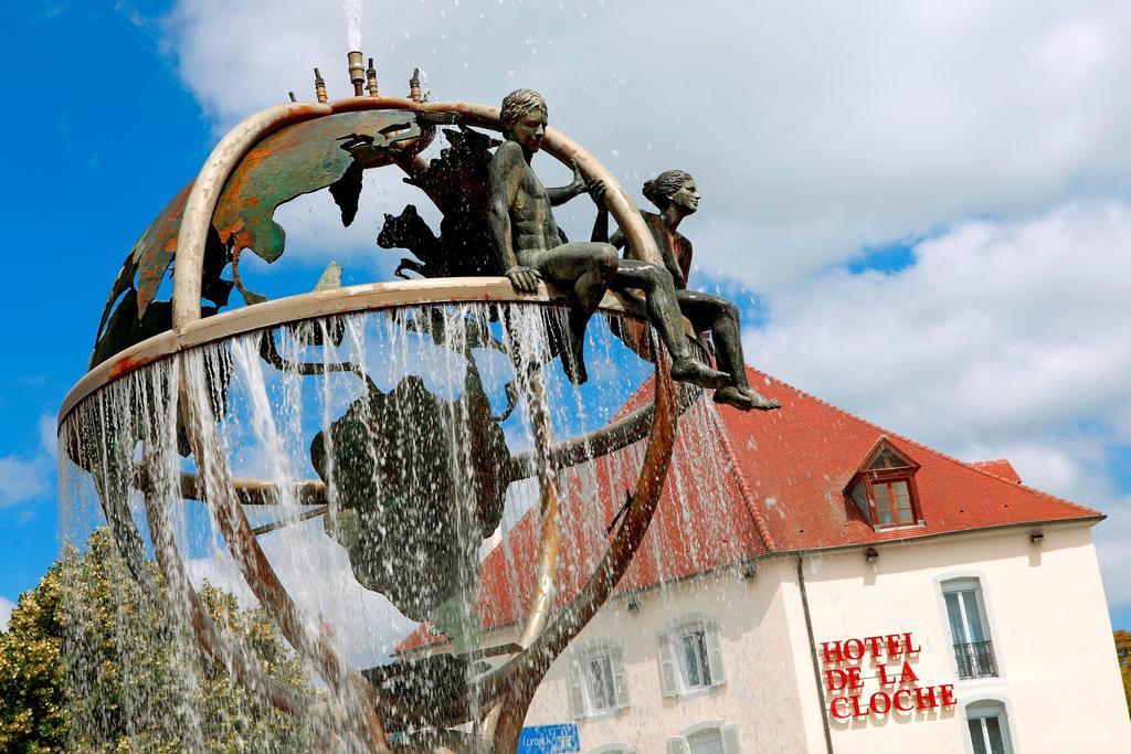 Hotel De La Cloche Доль Екстер'єр фото